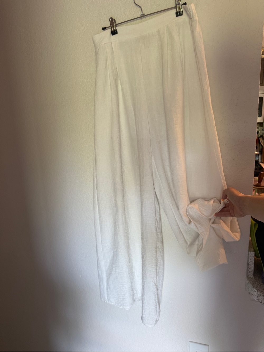 Women's White Lightweight Wide-Leg Linen Pants
